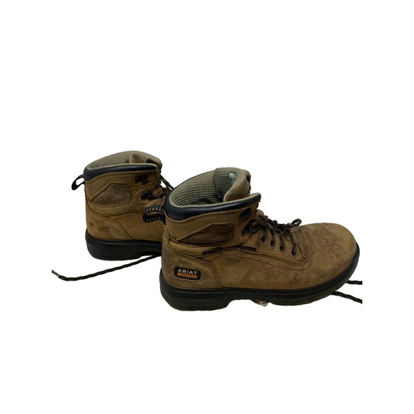 Ariat 6\